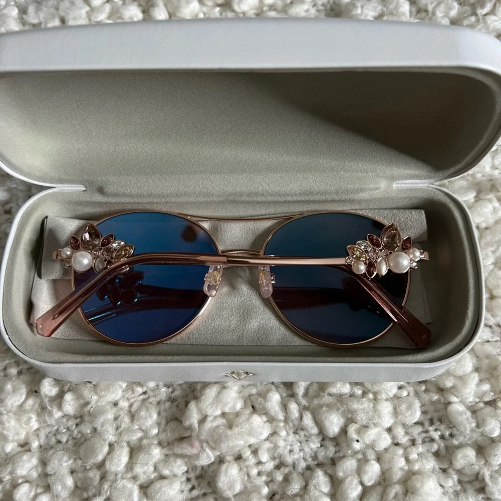 Swarovski Sunglasses! - Picture 14 of 15